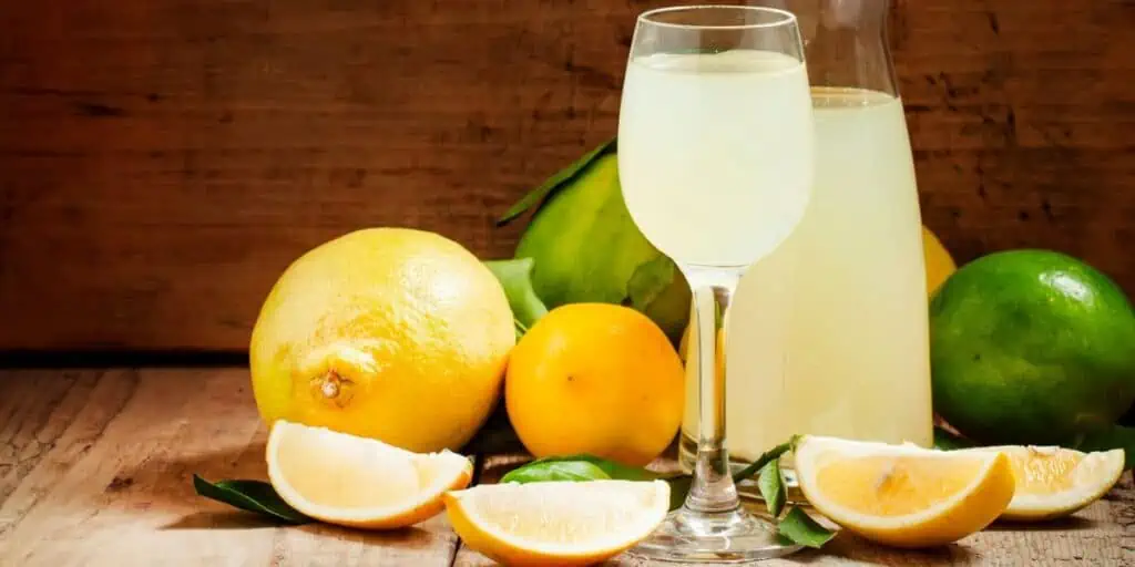 Limoncello, Italian Beverage