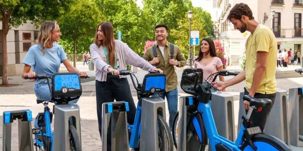 group renting e-bikes