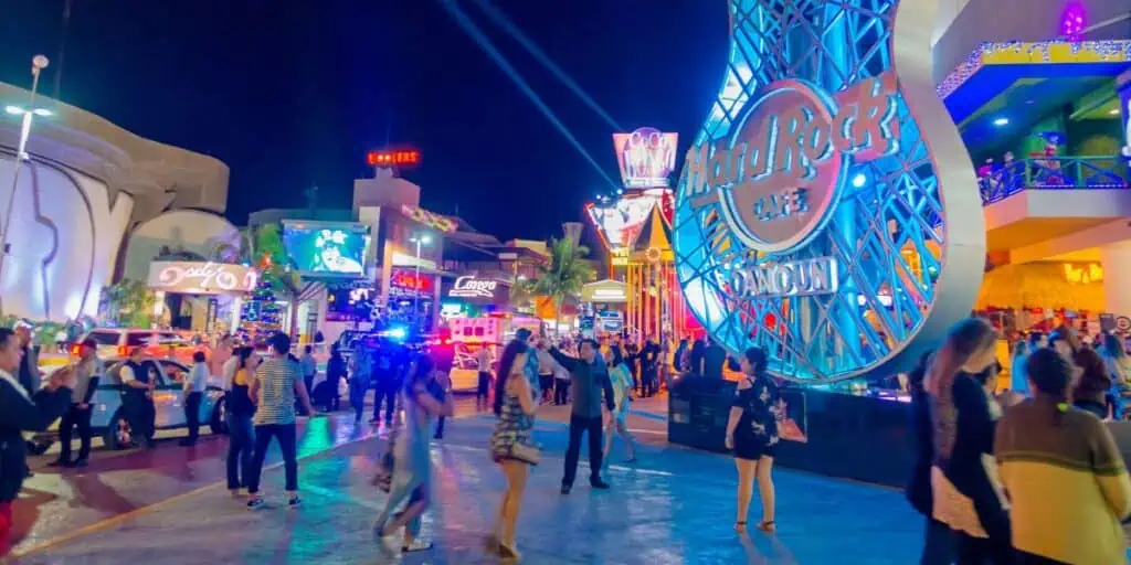 Nightlife in the Hotel Zone of Cancun, Mexico