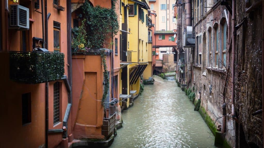 Finestella Via Piella in Bologna, Itlay