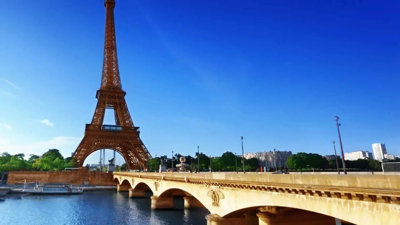 Eiffel Tower Paris, France