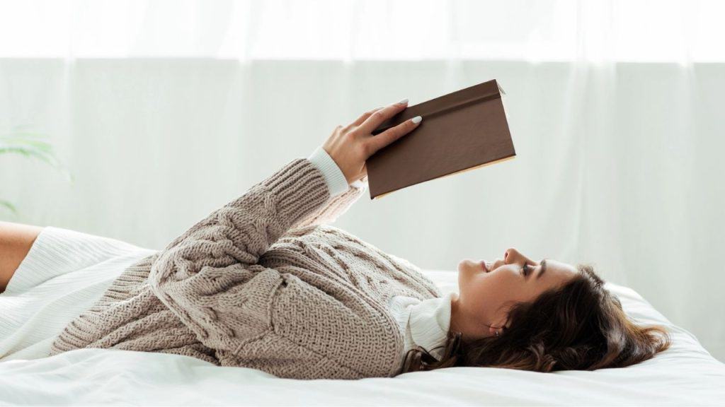 lendo na cama