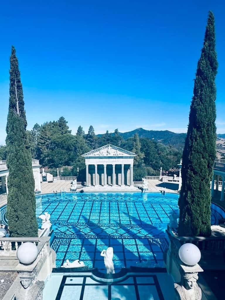 Piscina ao ar livre do Castelo Hearst